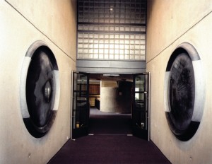 Twee kunstwerken in de rechtbank te Zutphen, 1997